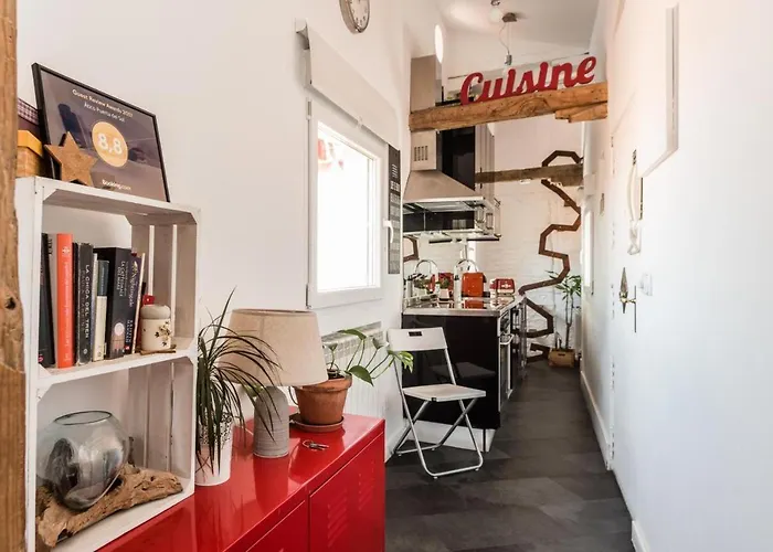 Charming La Latina Home